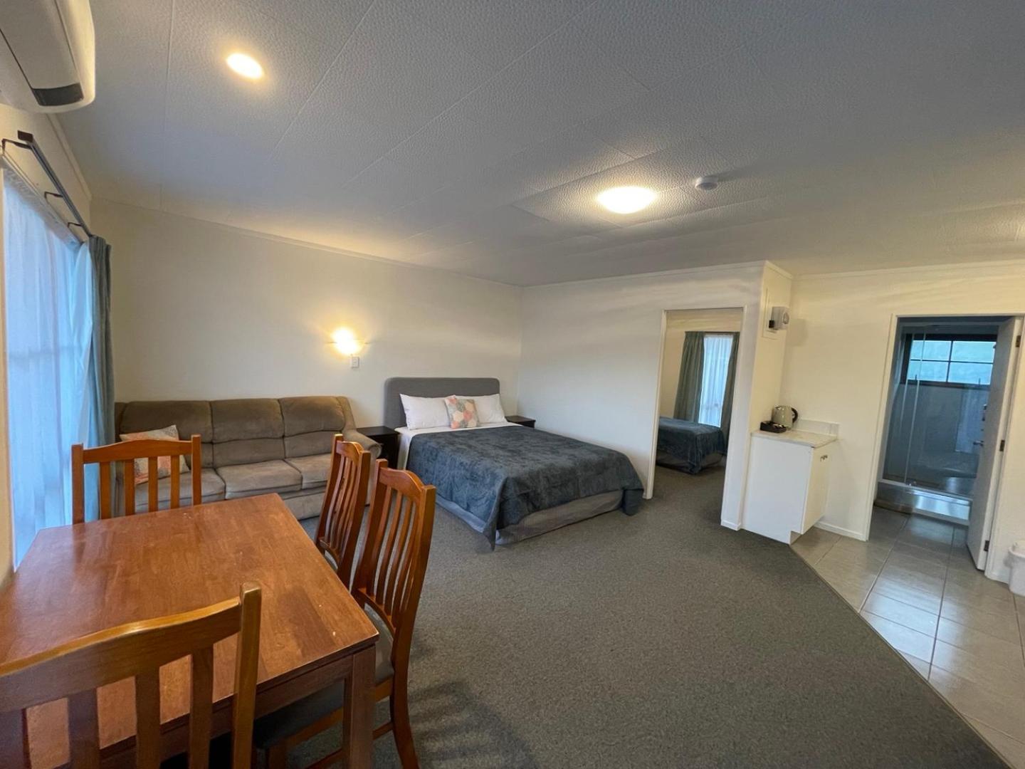 Cherry Court Motor Lodge วานกาไร ภายนอก รูปภาพ