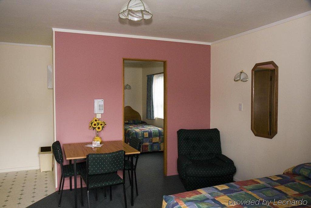 Cherry Court Motor Lodge วานกาไร ห้อง รูปภาพ