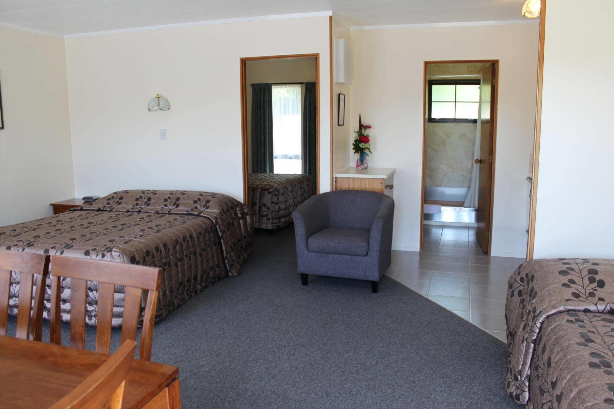 Cherry Court Motor Lodge วานกาไร ภายนอก รูปภาพ